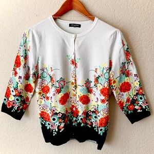 NEW! Flower Sweater Cardigan Size Sm/M
